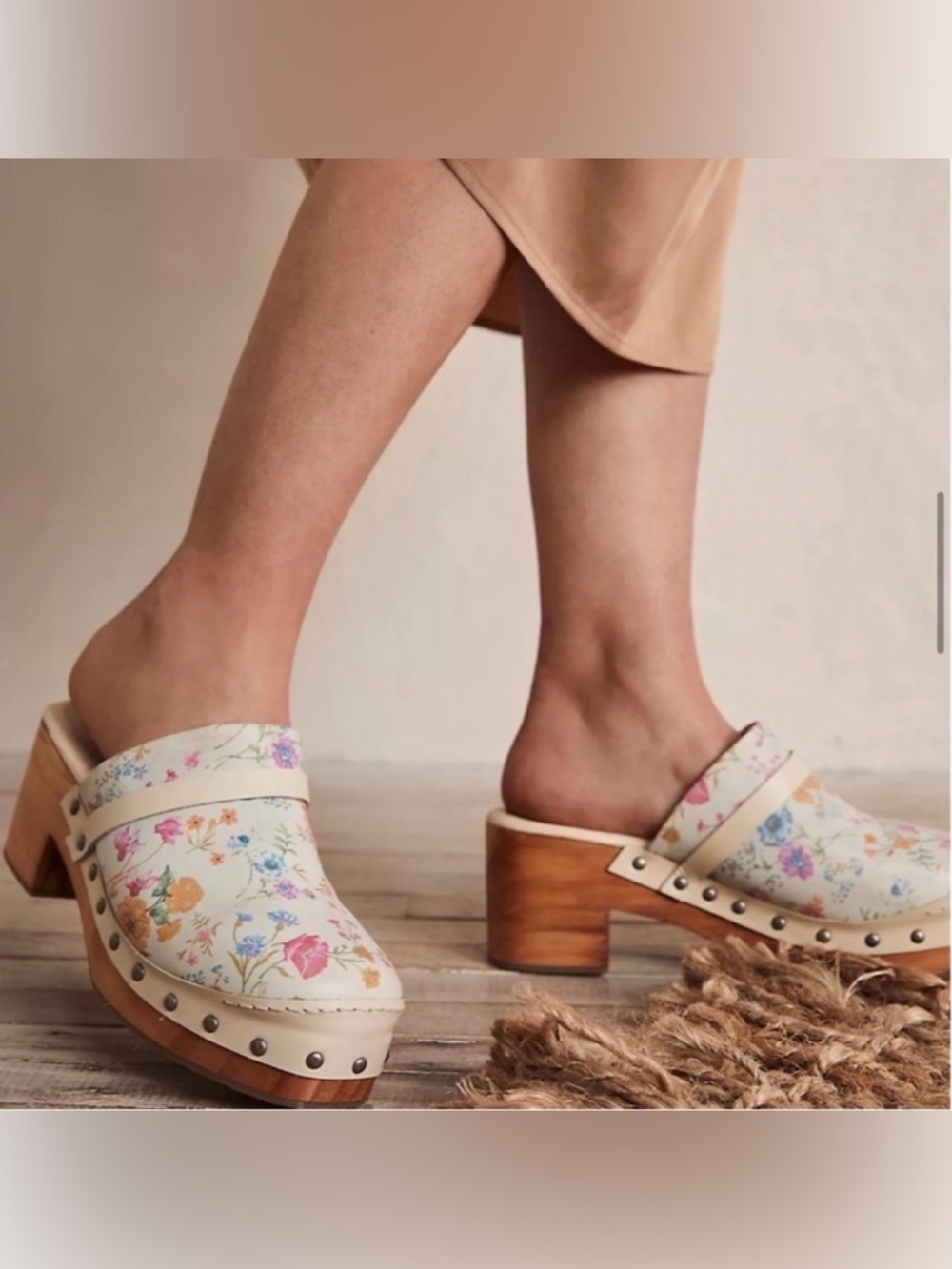Free People Boho Calabasas Floral Leather Clogs With Rivet Trimming Size 41 New - Picture 11 of 15